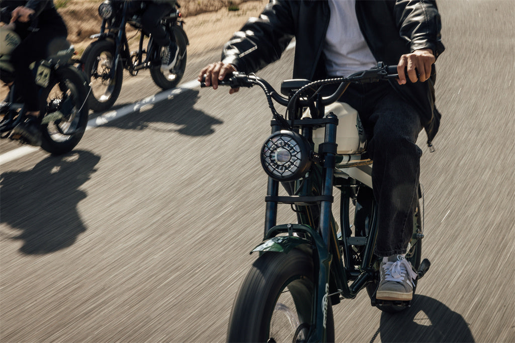 E-Bikes: Your Guide to Throttle vs. Pedal Assist and Top Picks to Ride In Style!